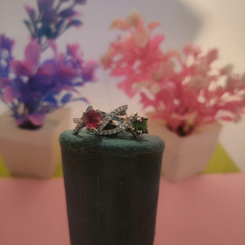 Elegant Crossover Round Silver Ring