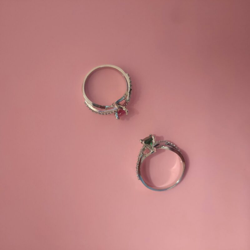 Elegant Crossover Round Silver Ring